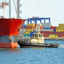 Green fuels, logistics and applications to make international shipping greener!